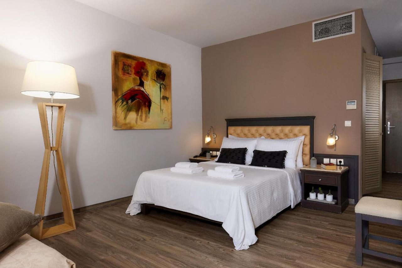 Castello City Hotel Heraklion  ภายนอก รูปภาพ