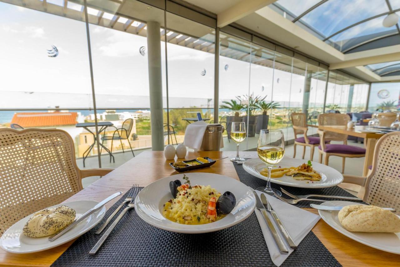 Castello City Hotel Heraklion  ภายนอก รูปภาพ