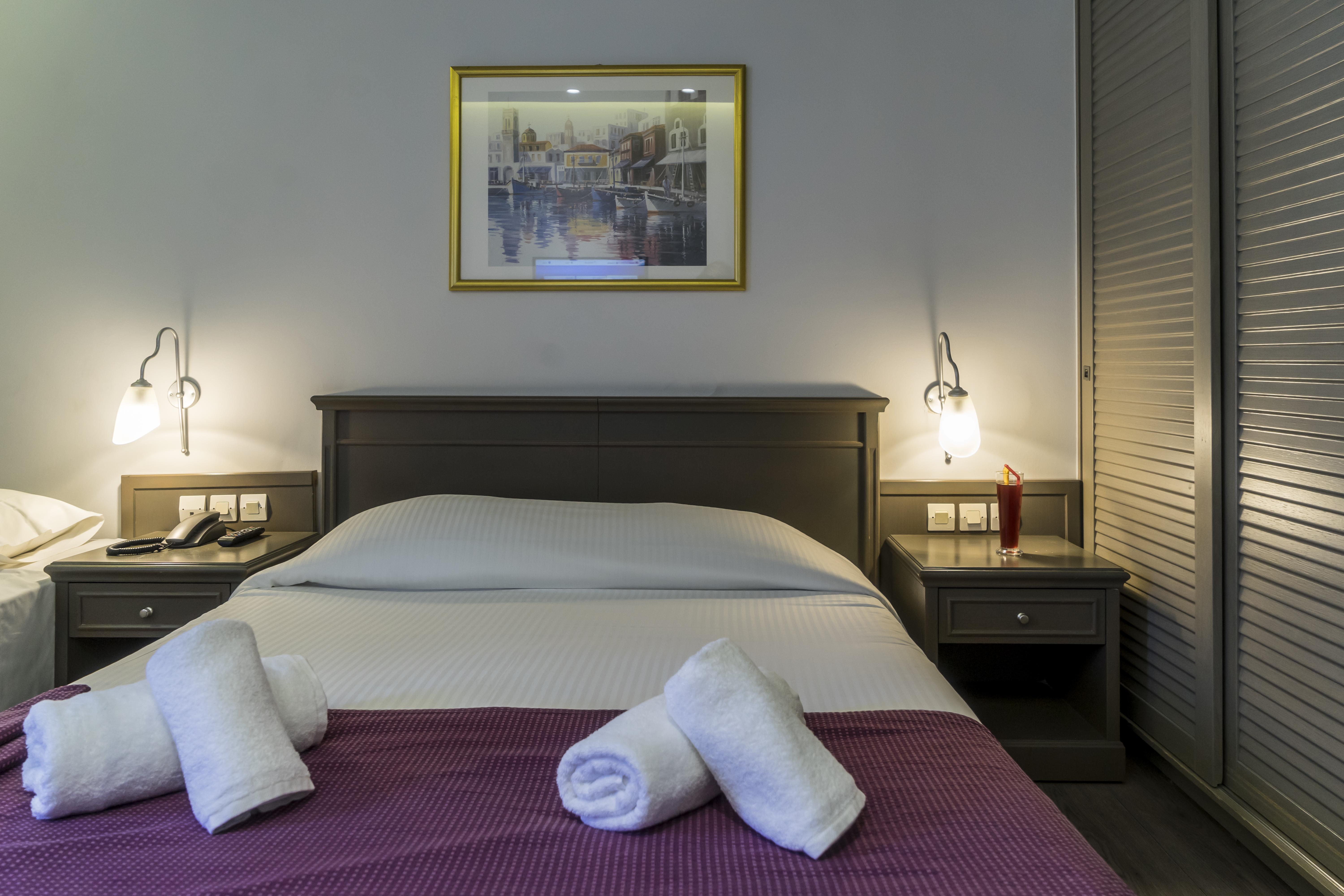 Castello City Hotel Heraklion  ภายนอก รูปภาพ