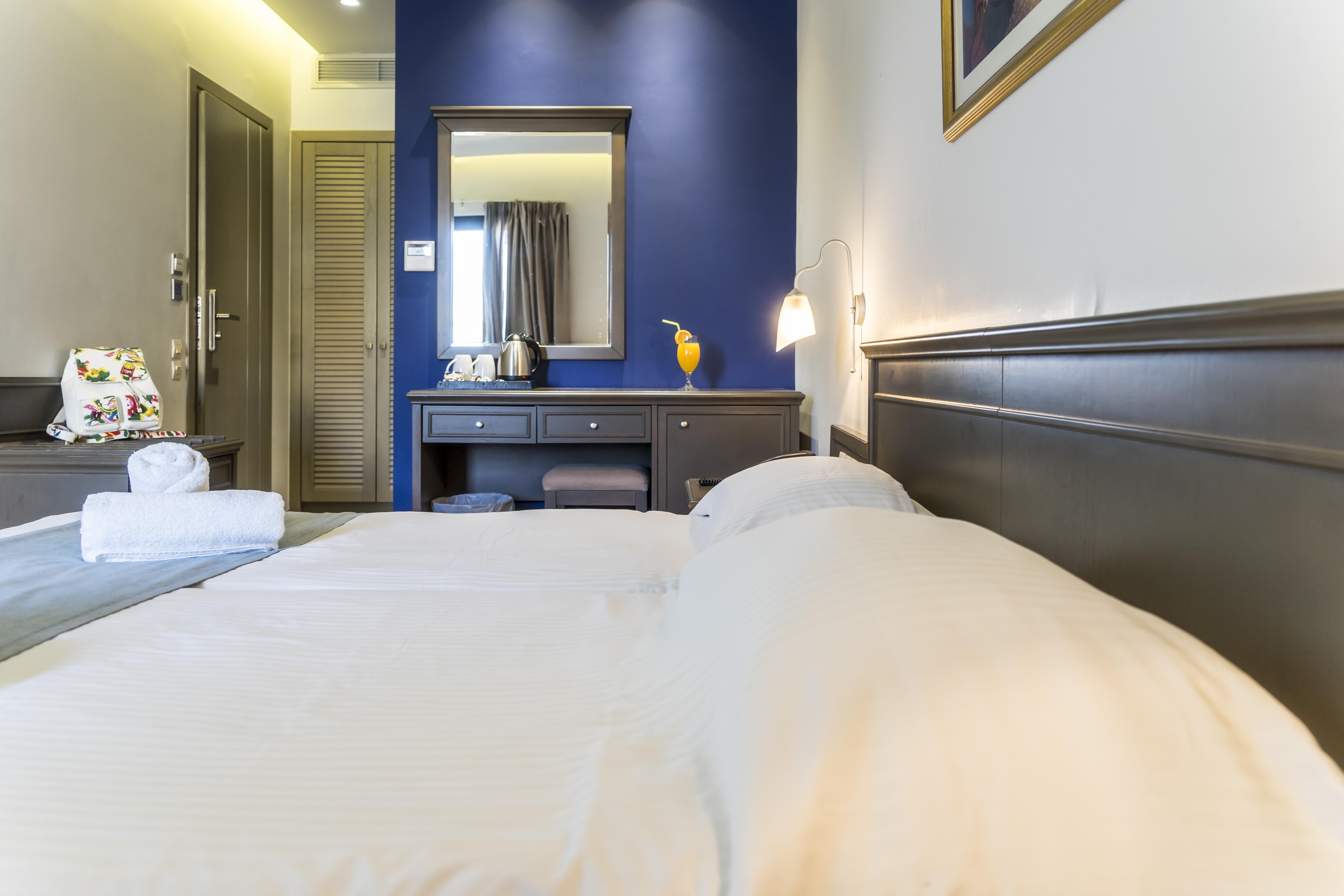 Castello City Hotel Heraklion  ภายนอก รูปภาพ