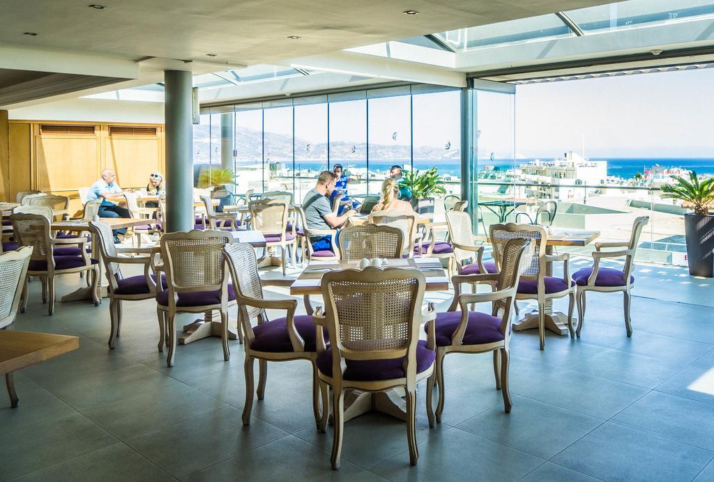 Castello City Hotel Heraklion  ภายนอก รูปภาพ
